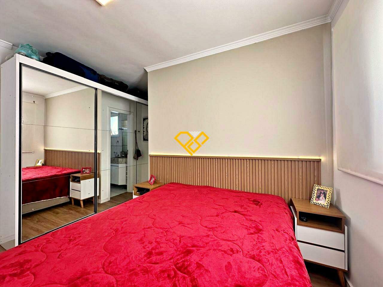 Apartamento à venda no Boqueirão: Dormitório 1 - suíte