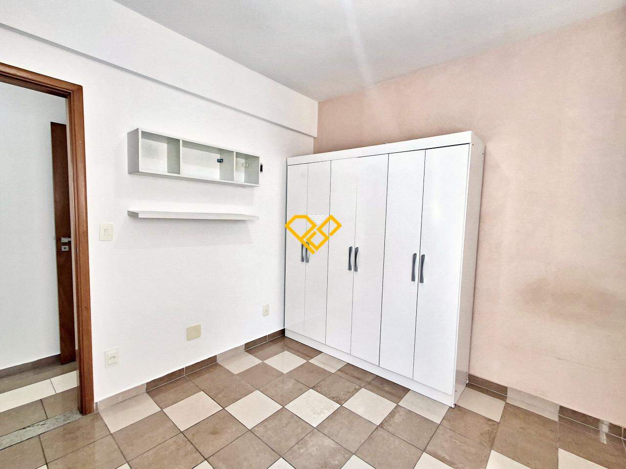 Apartamento à venda no Embaré: Dormitório 2