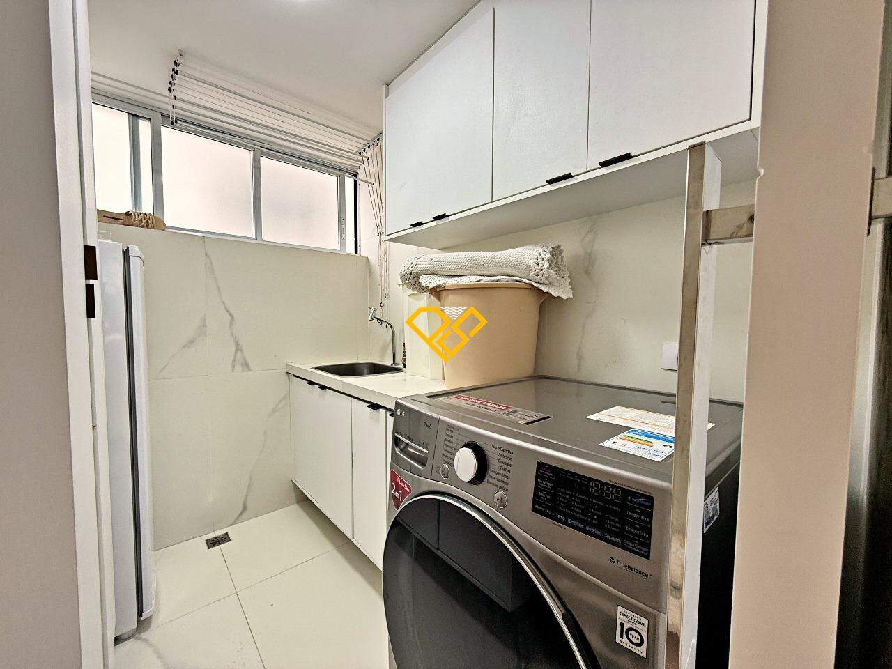 Apartamento à venda no Aparecida: Área de serviço