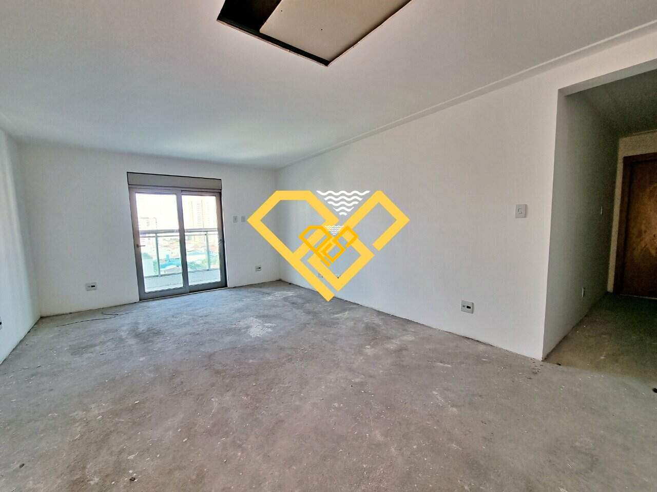 Apartamento à venda no Ponta da Praia: 