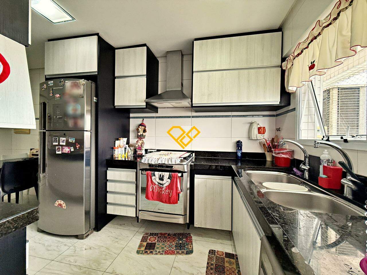 Apartamento à venda no Embaré: Cozinha