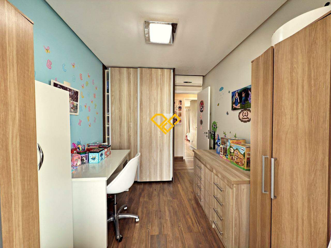 Apartamento à venda no Embaré: Dormitório 3