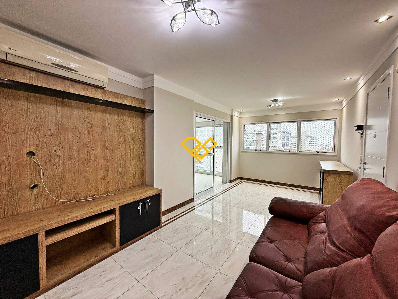 Apartamento à venda no Embaré: 