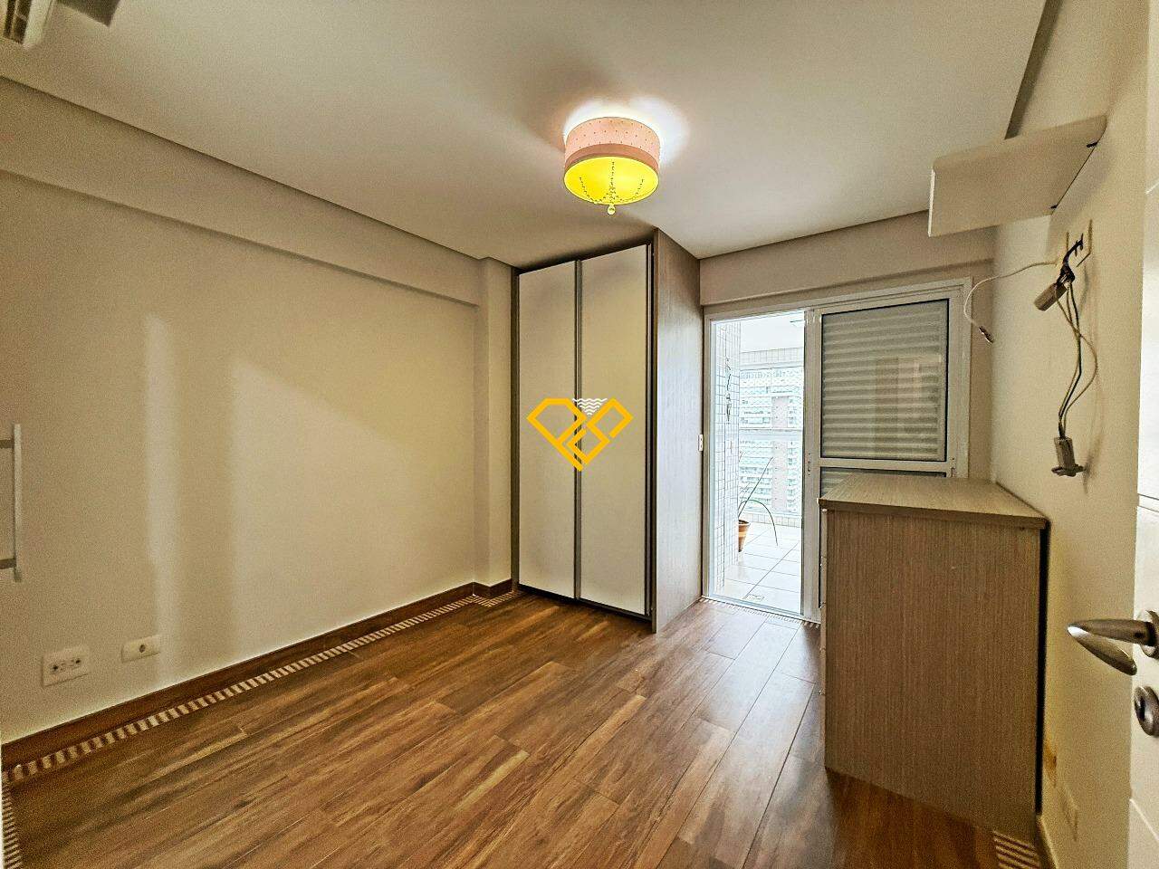 Apartamento à venda no Embaré: dormitório 2 - suíte