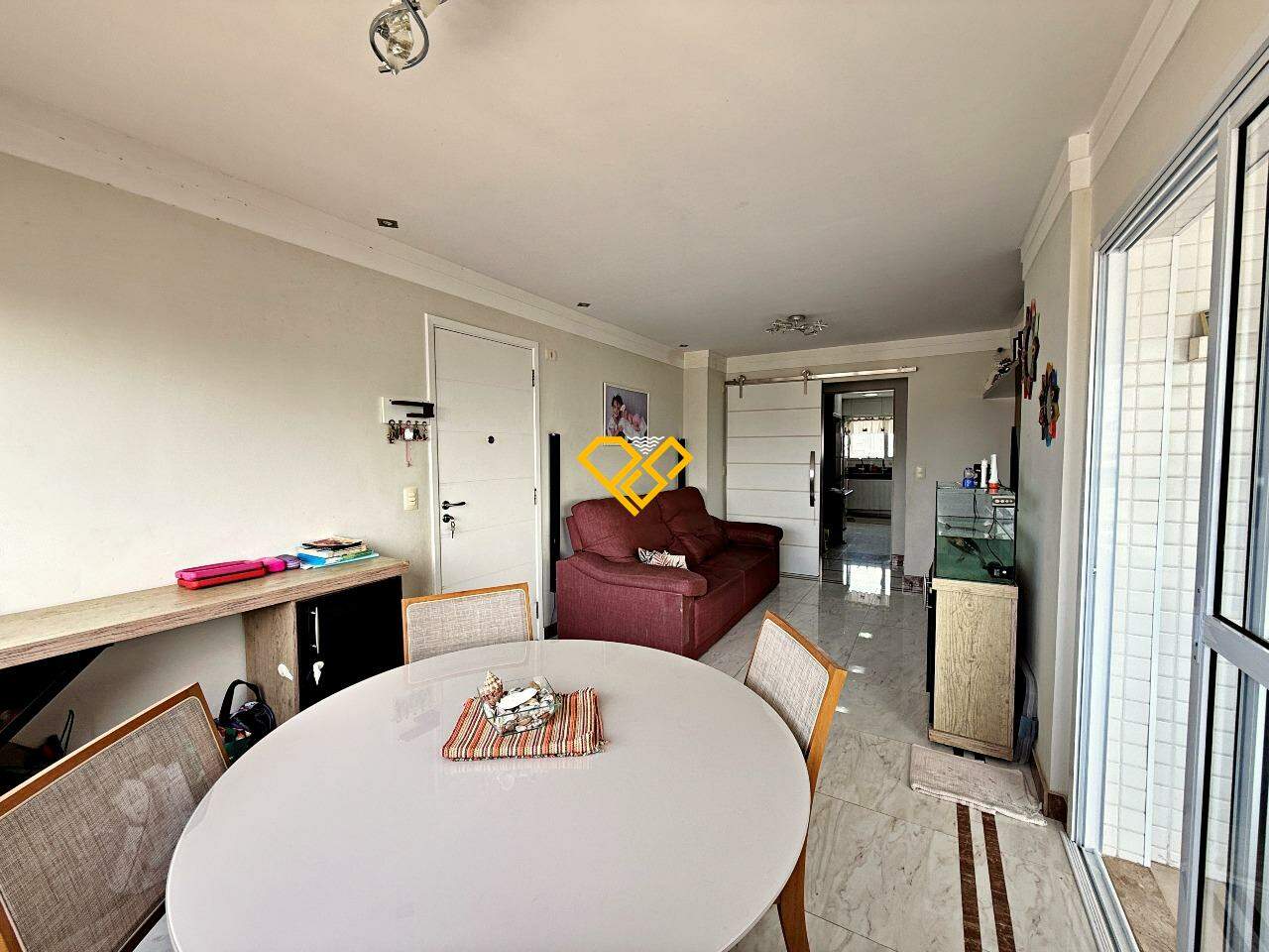 Apartamento à venda no Embaré: Sala