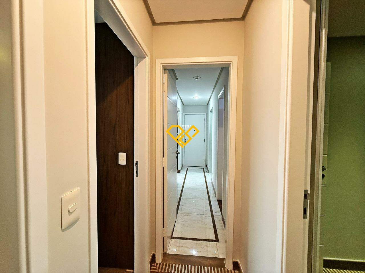 Apartamento à venda no Embaré: 