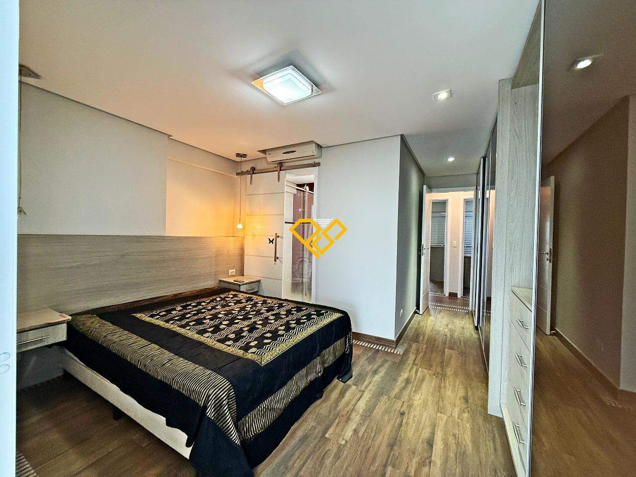 Apartamento à venda no Embaré: dormitório 1 - suíte master