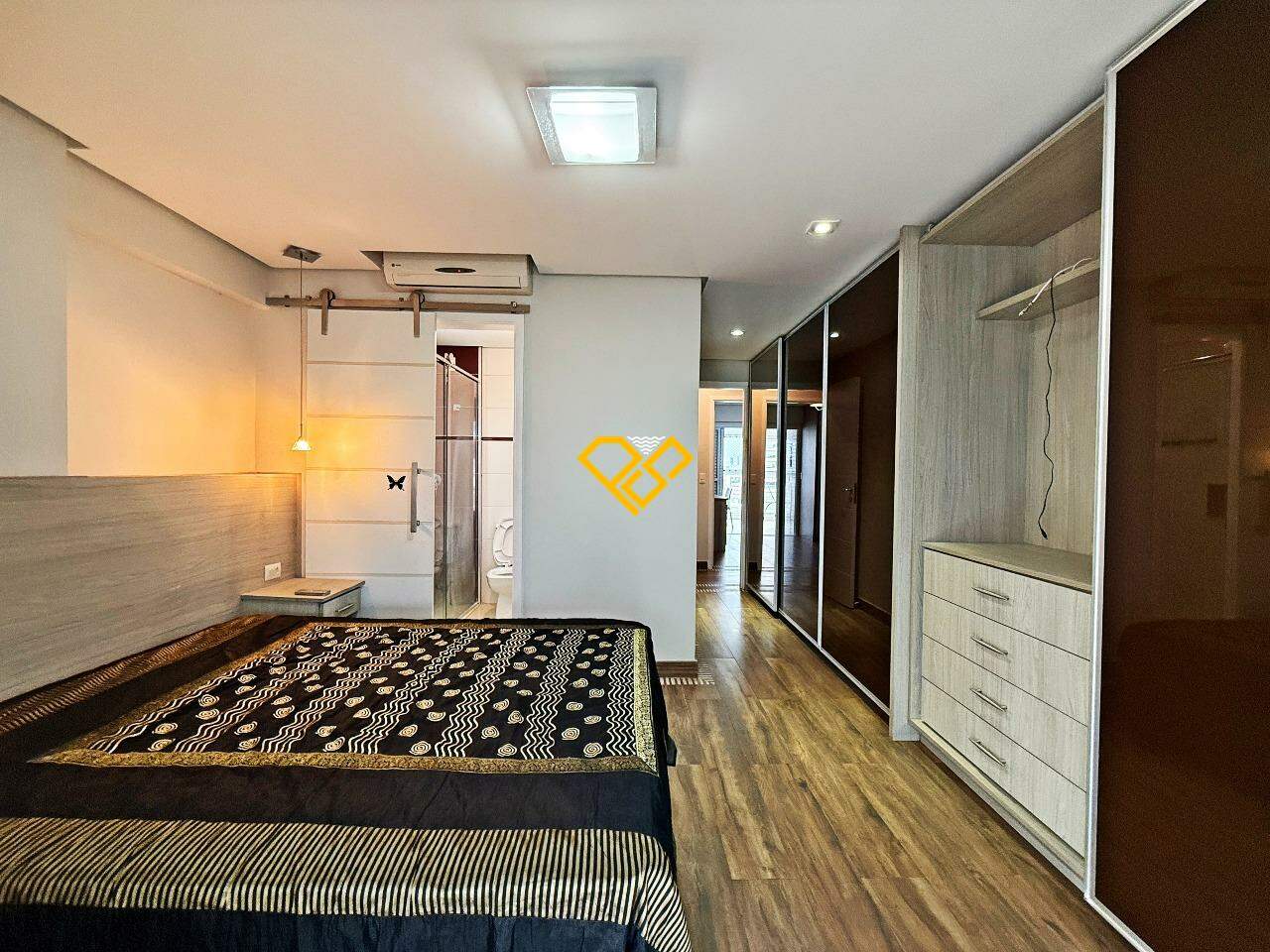 Apartamento à venda no Embaré: dormitório 1 - suíte master