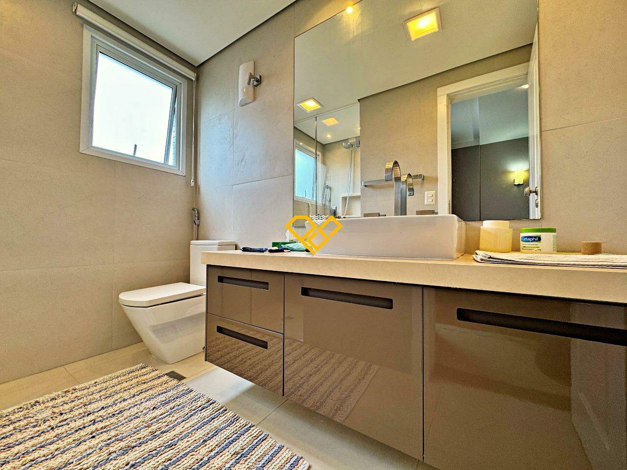 Apartamento à venda no Embaré: Wc suíte 4