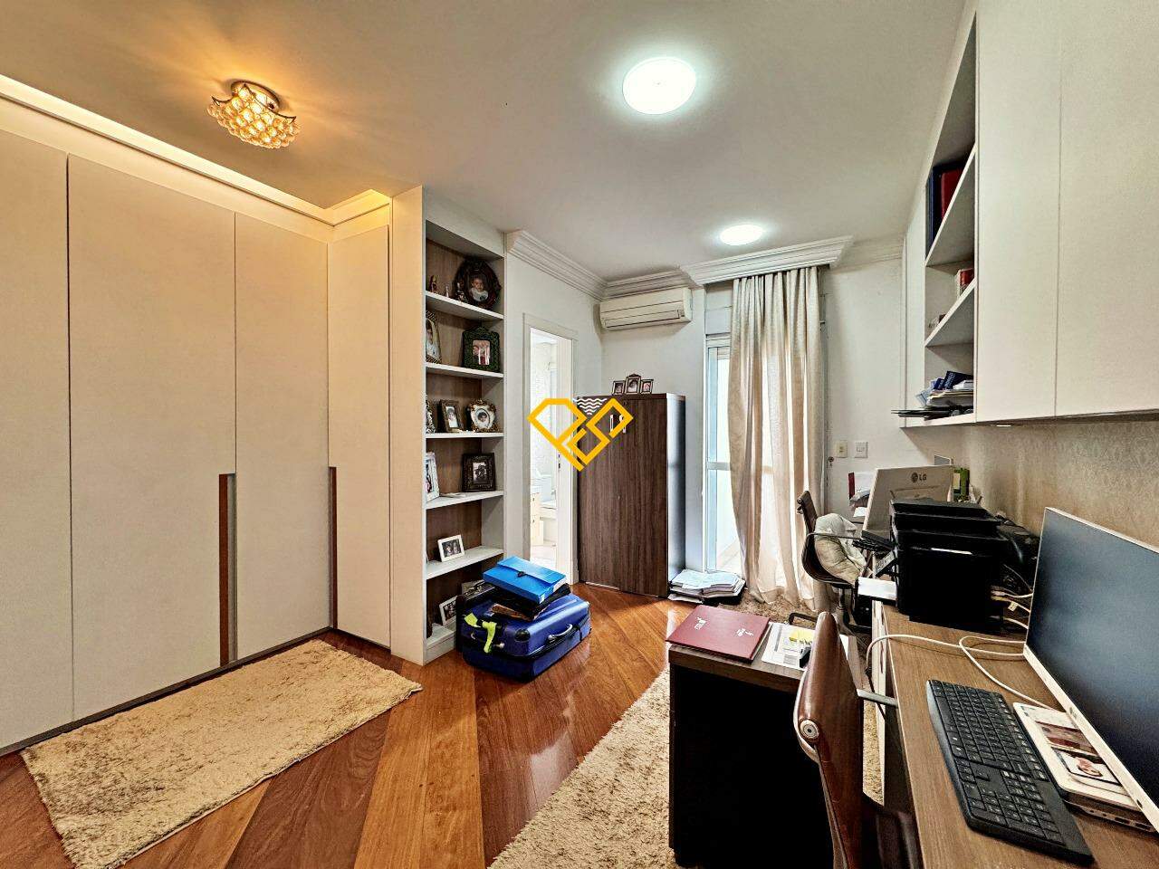 Apartamento à venda no Embaré: Suíte 2
