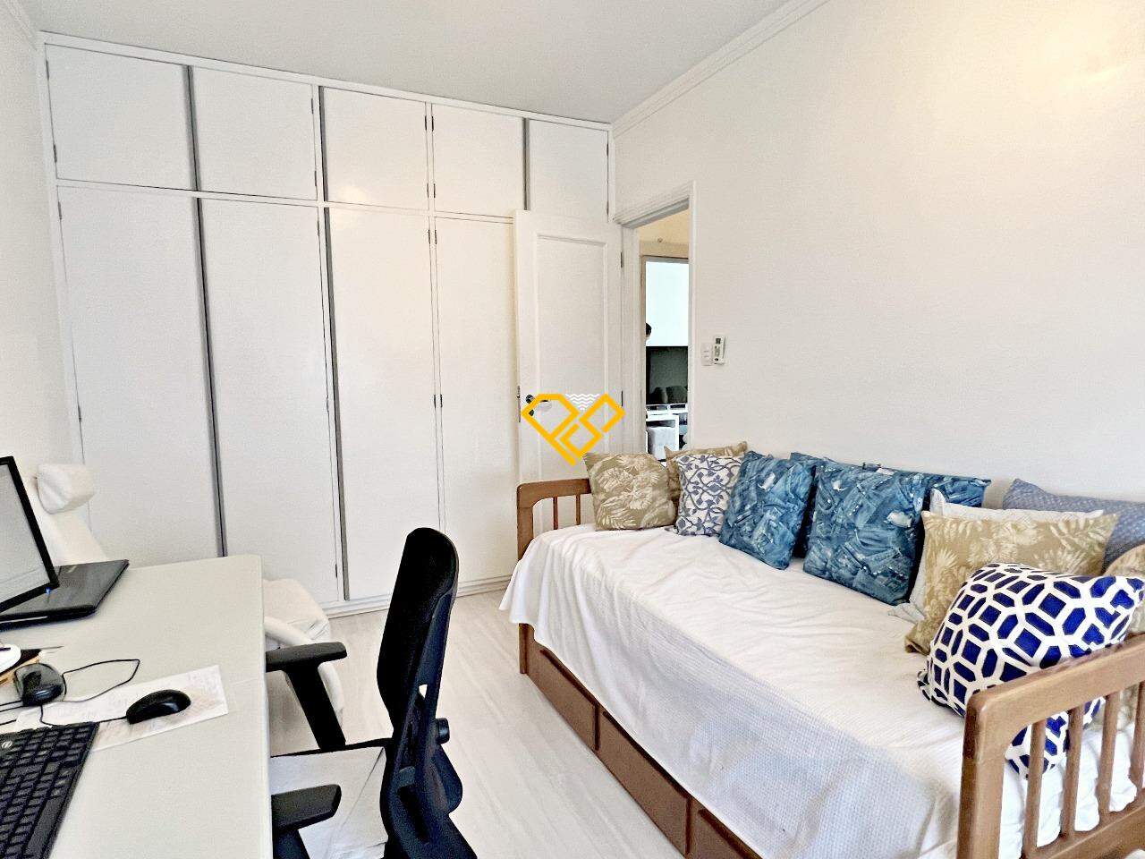 Cobertura à venda no Aparecida: