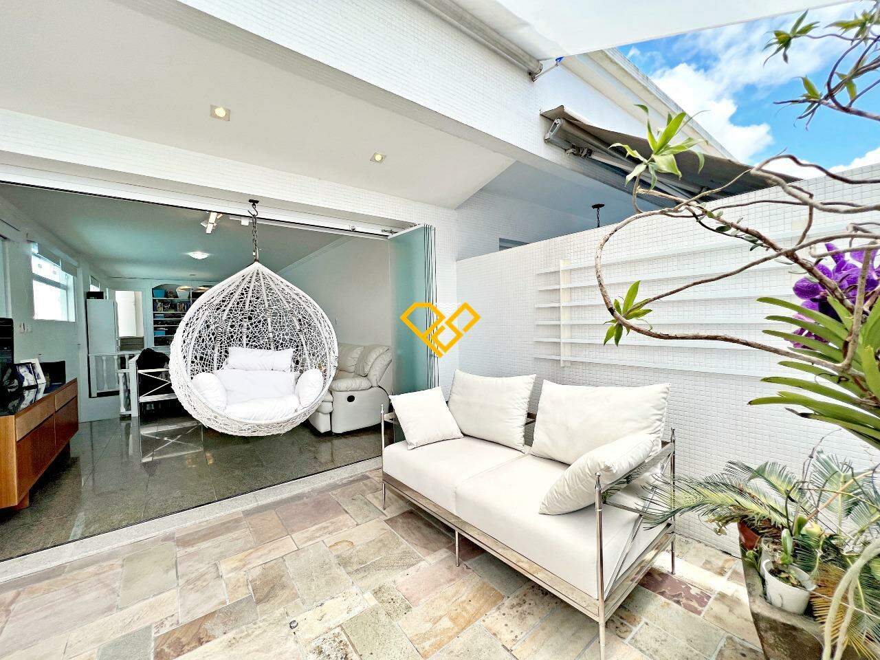 Cobertura à venda no Aparecida: 