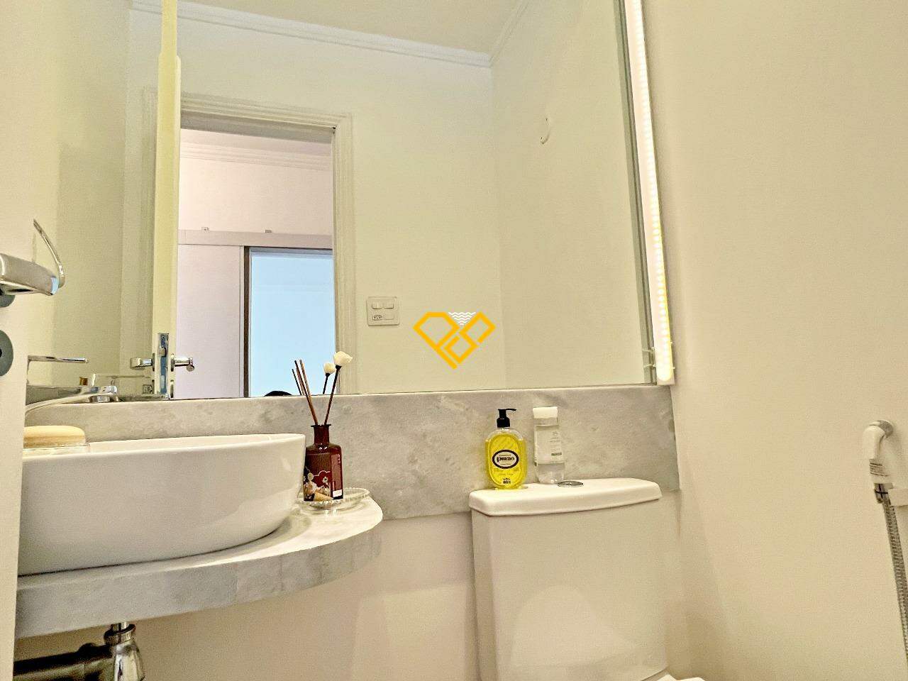 Cobertura à venda no Aparecida: