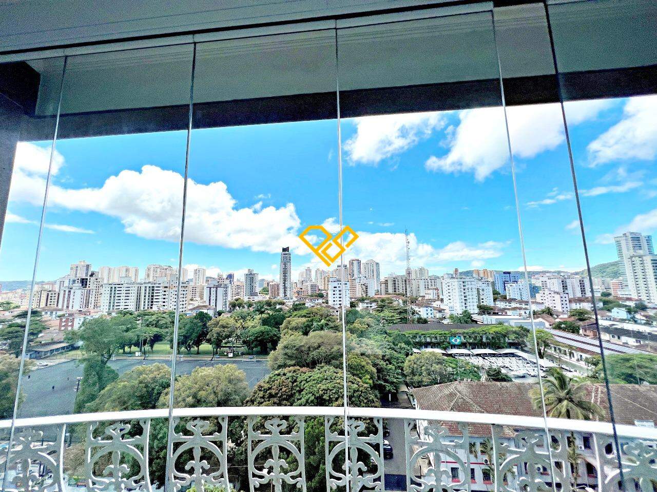 Cobertura à venda no Aparecida: