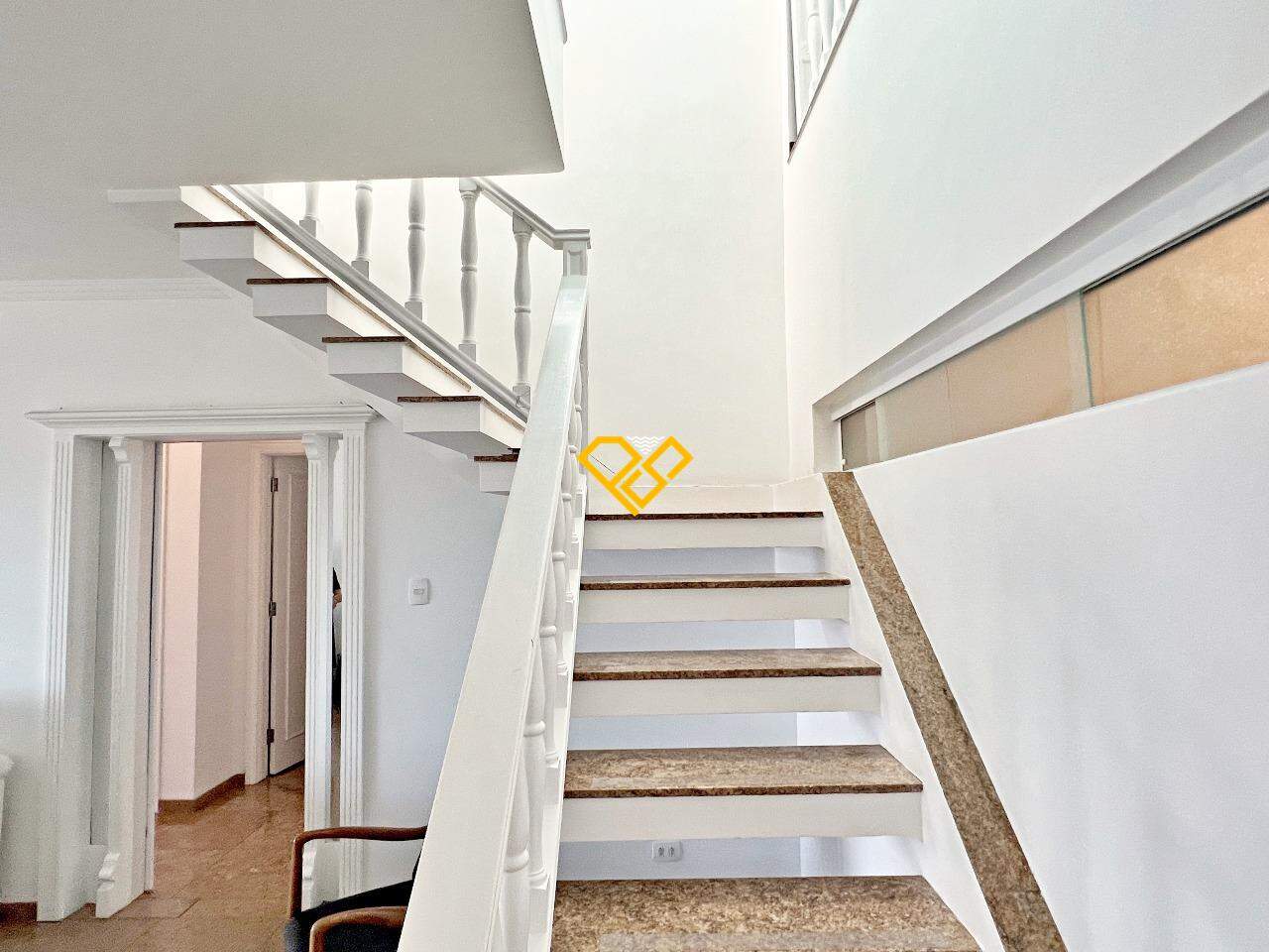 Cobertura à venda no Aparecida: