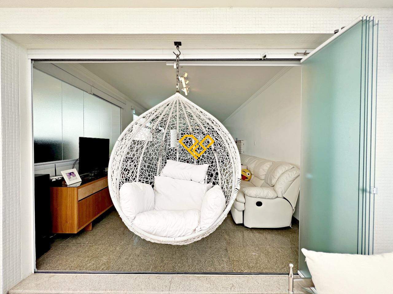 Cobertura à venda no Aparecida: 