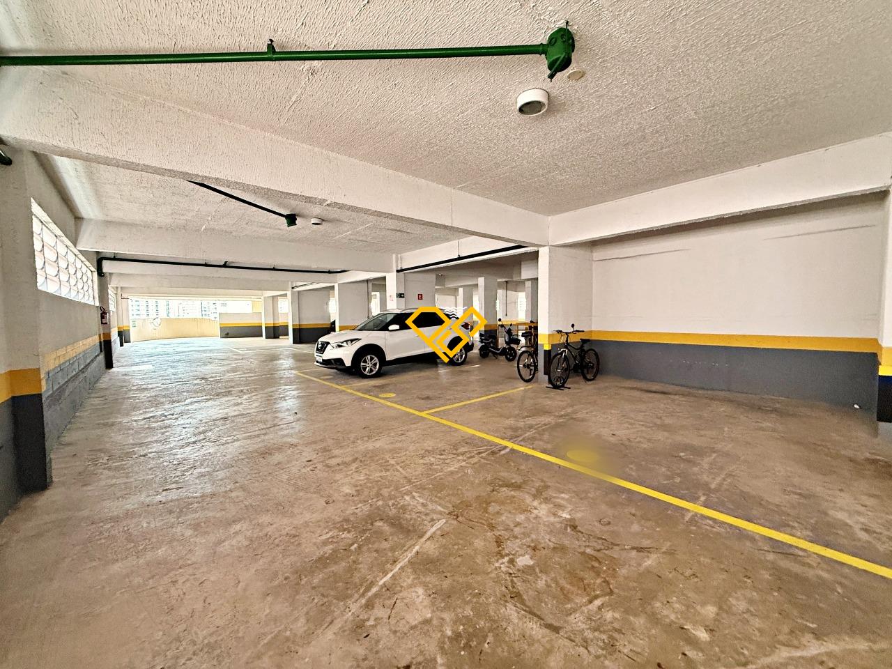 Apartamento à venda no Campo Grande: Garagem