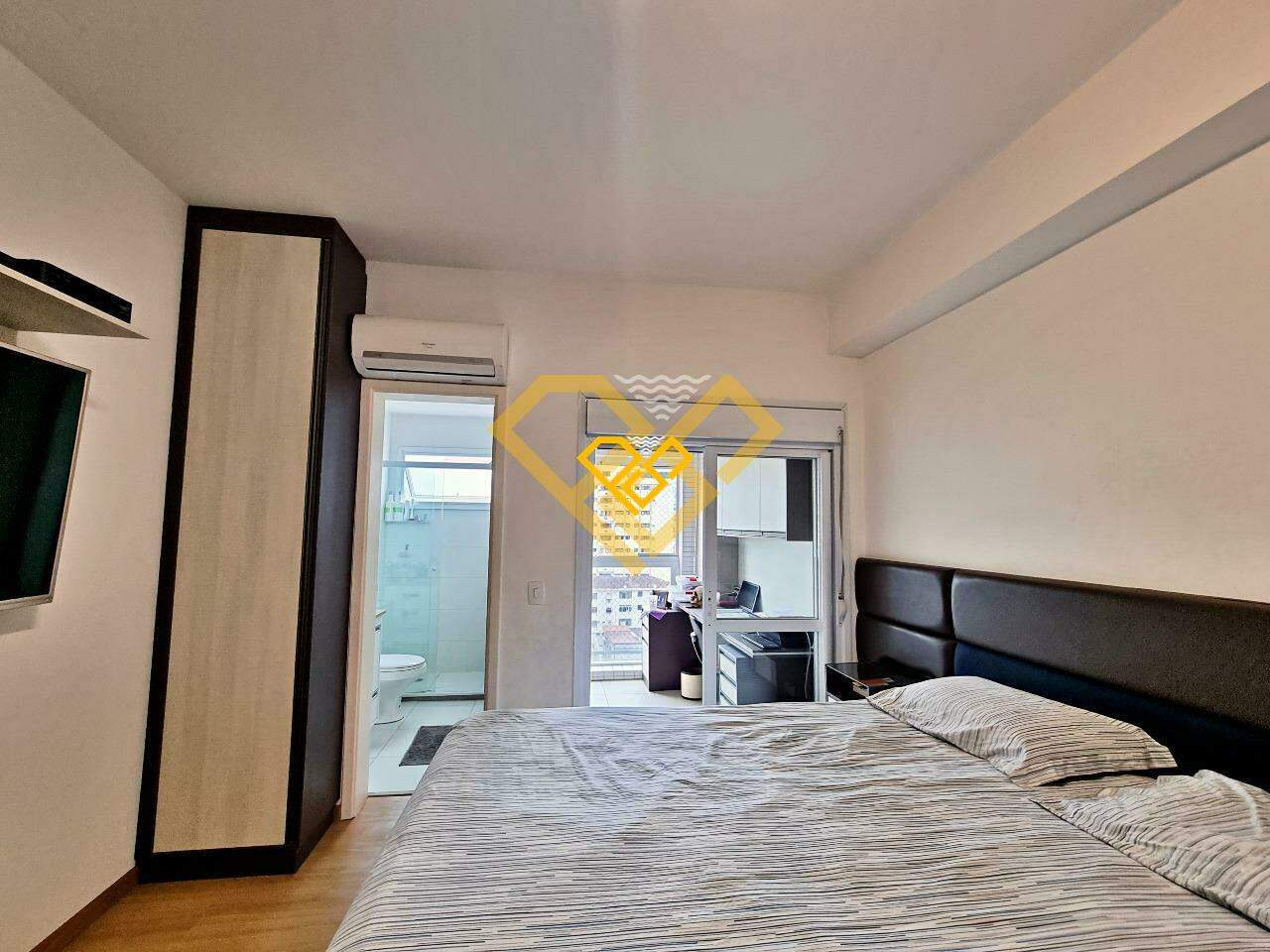 Apartamento à venda no Gonzaga: Suíte 1