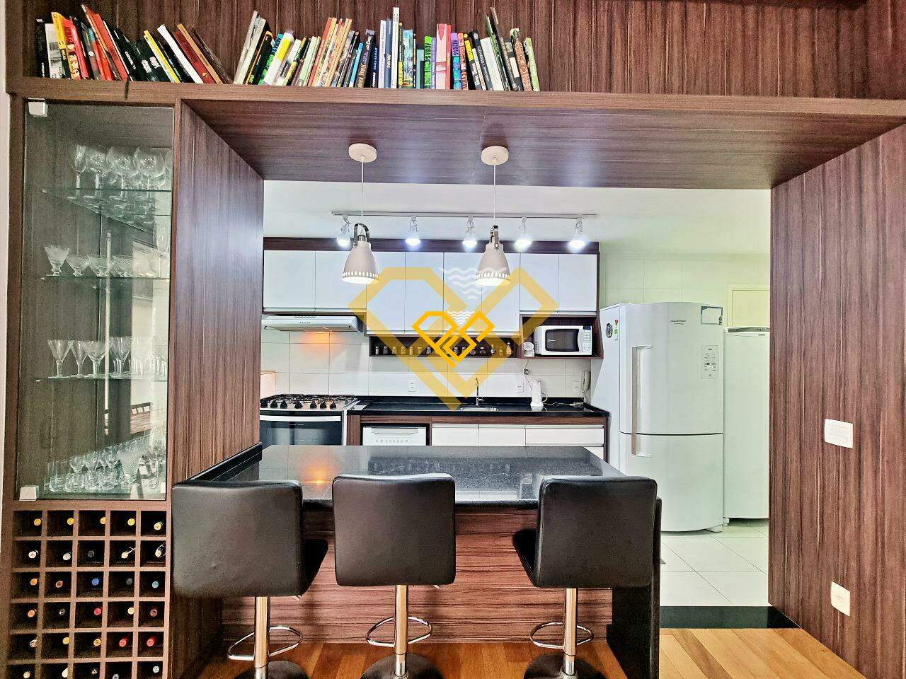 Apartamento à venda no Gonzaga: Cozinha