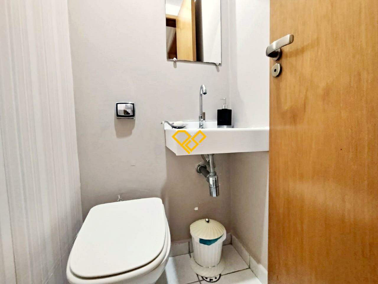 Apartamento à venda no Boqueirão: Lavabo