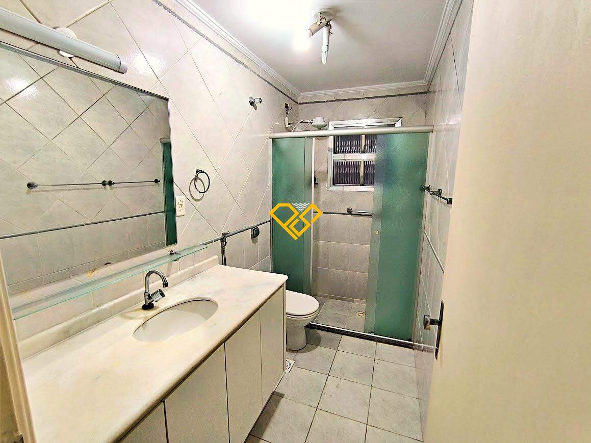 Apartamento à venda no José Menino: Wc suíte