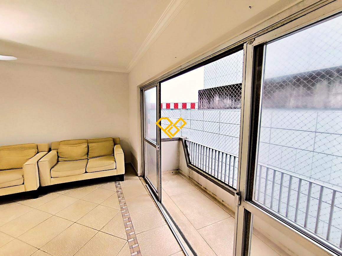 Apartamento à venda no José Menino: Sala