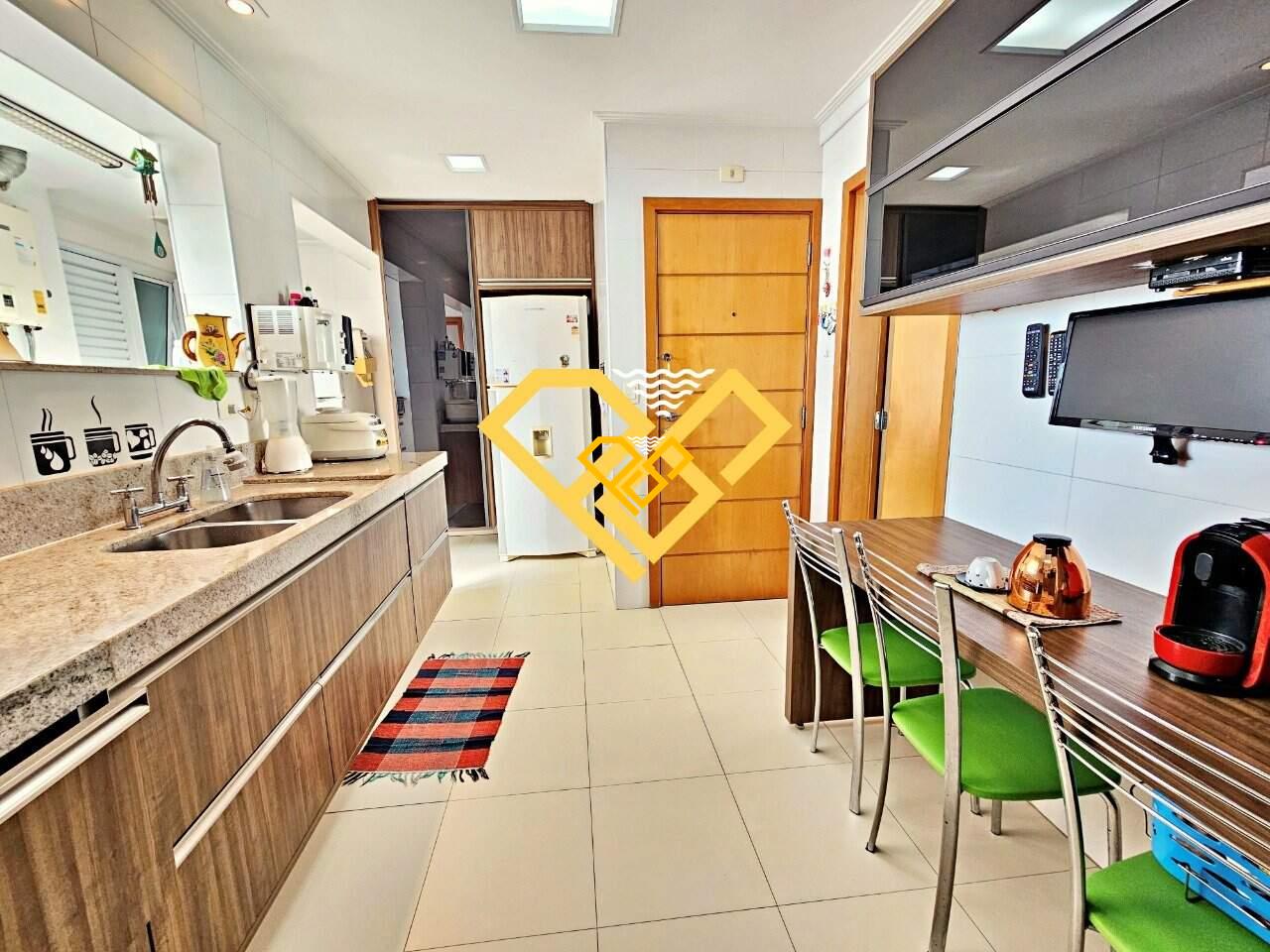 Apartamento à venda no Ponta da Praia: Cozinha