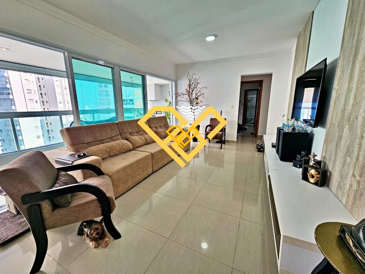 Apartamento à venda no Ponta da Praia: Sala