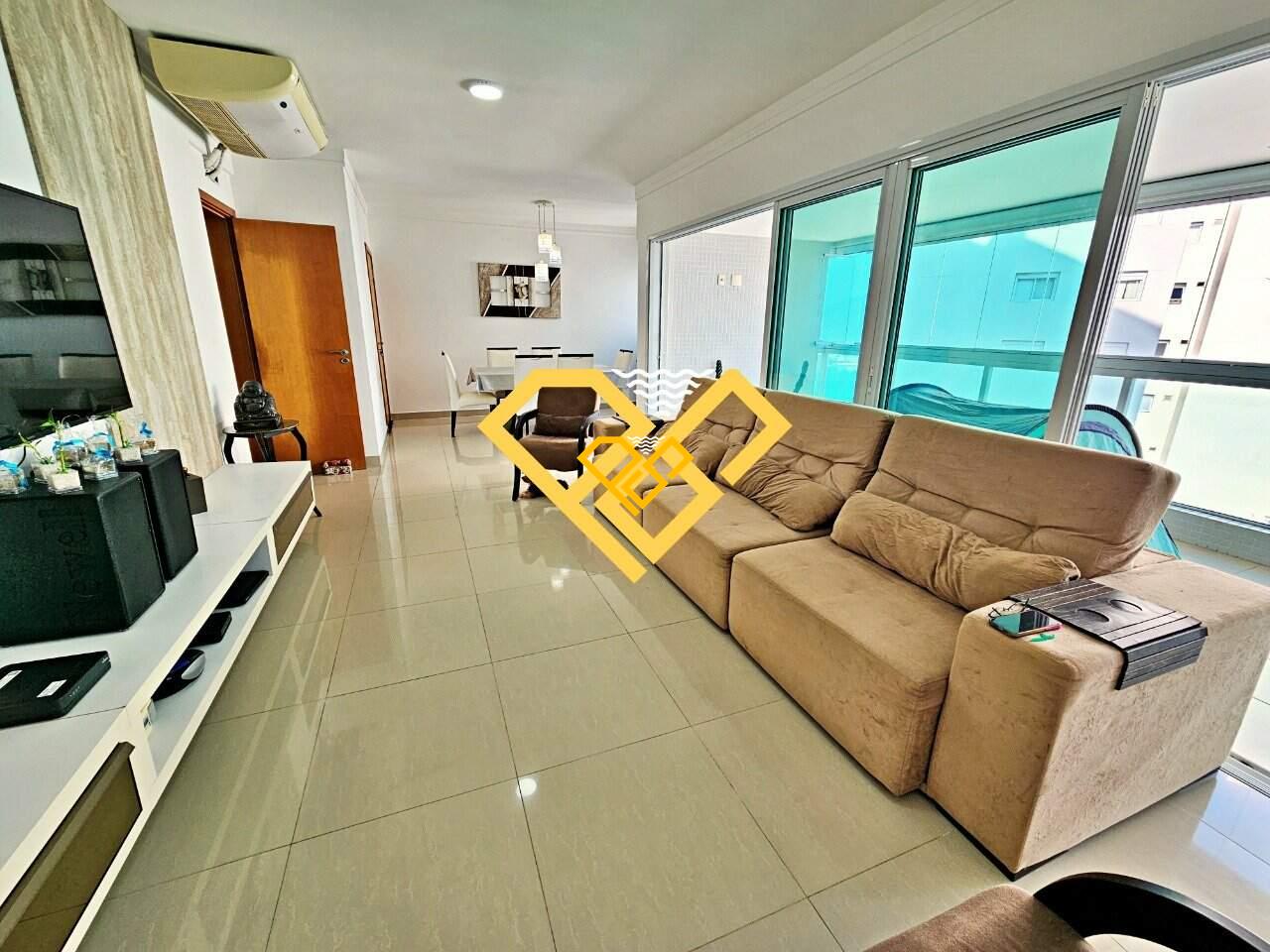 Apartamento à venda no Ponta da Praia: Sala