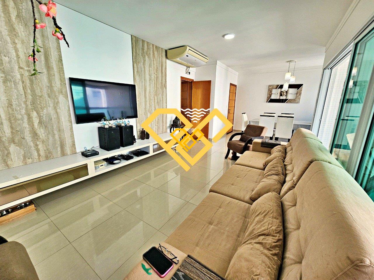 Apartamento à venda no Ponta da Praia: Sala