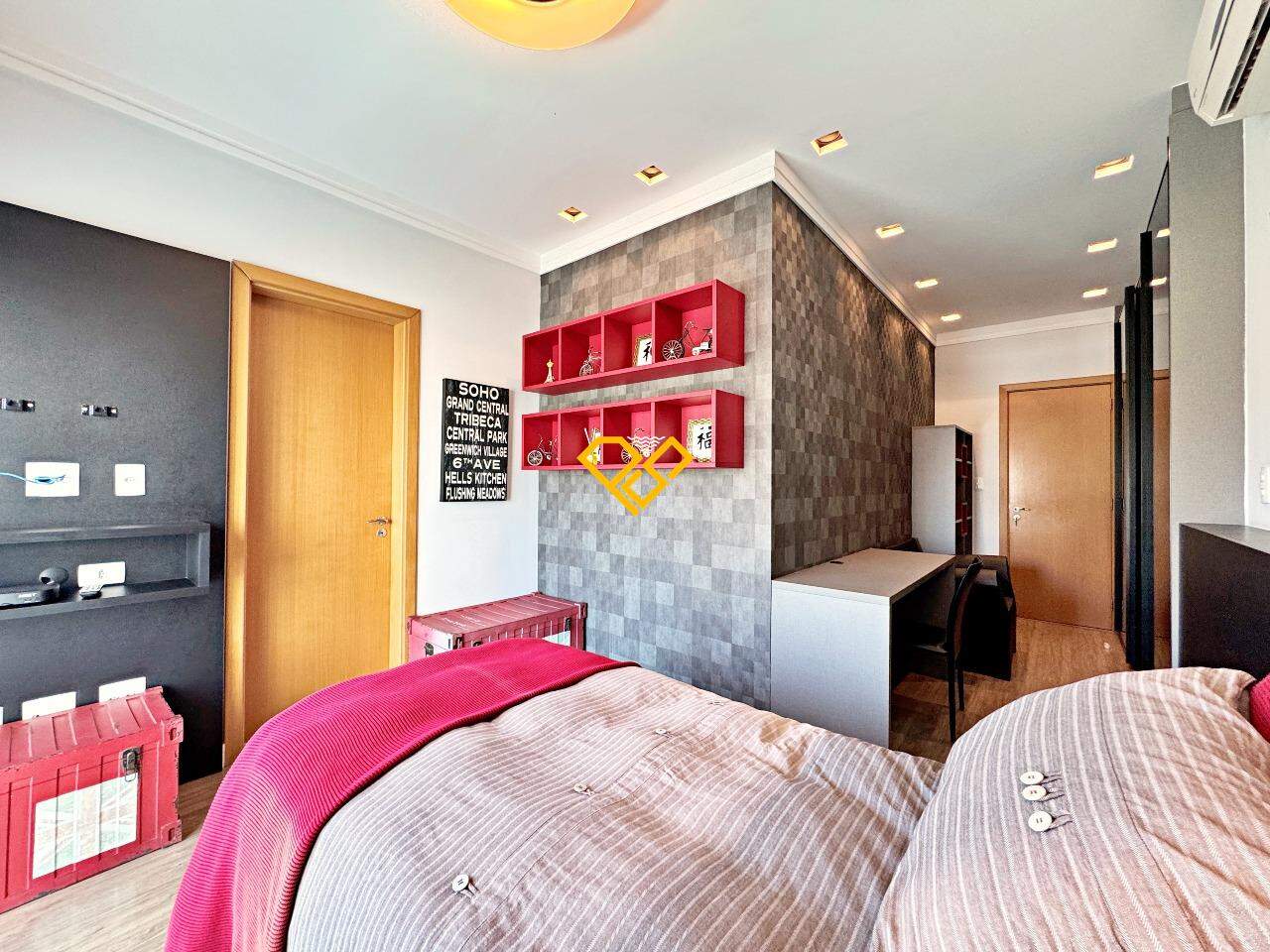 Apartamento à venda no Embaré: Suíte 4