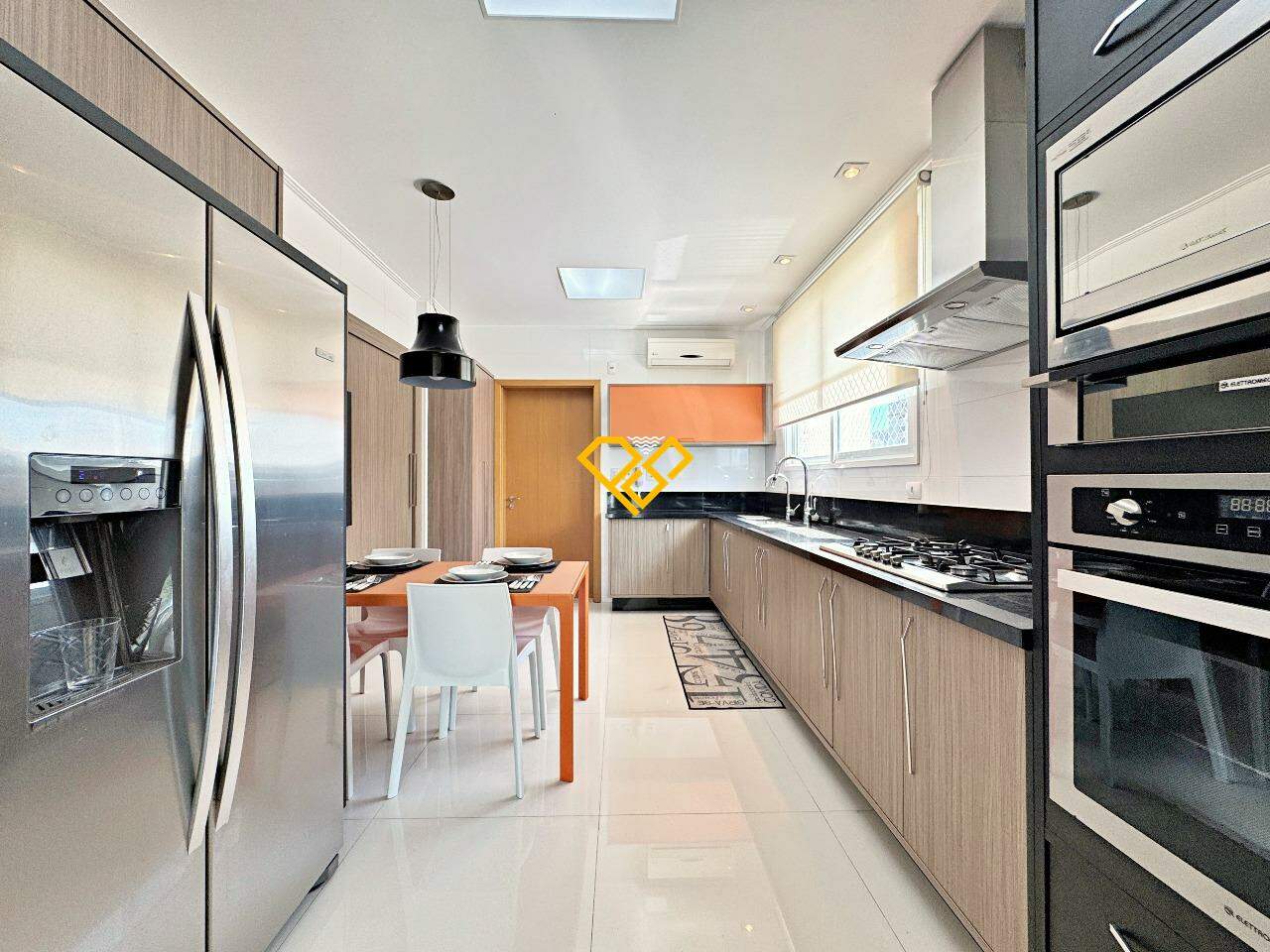 Apartamento à venda no Embaré: Cozinha