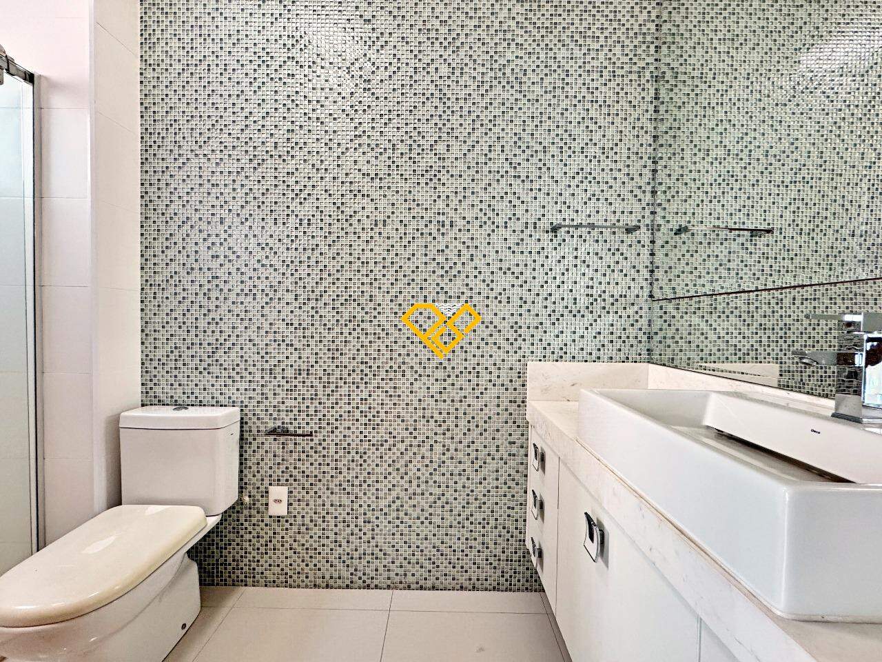Apartamento à venda no Embaré: Wc suíte 4