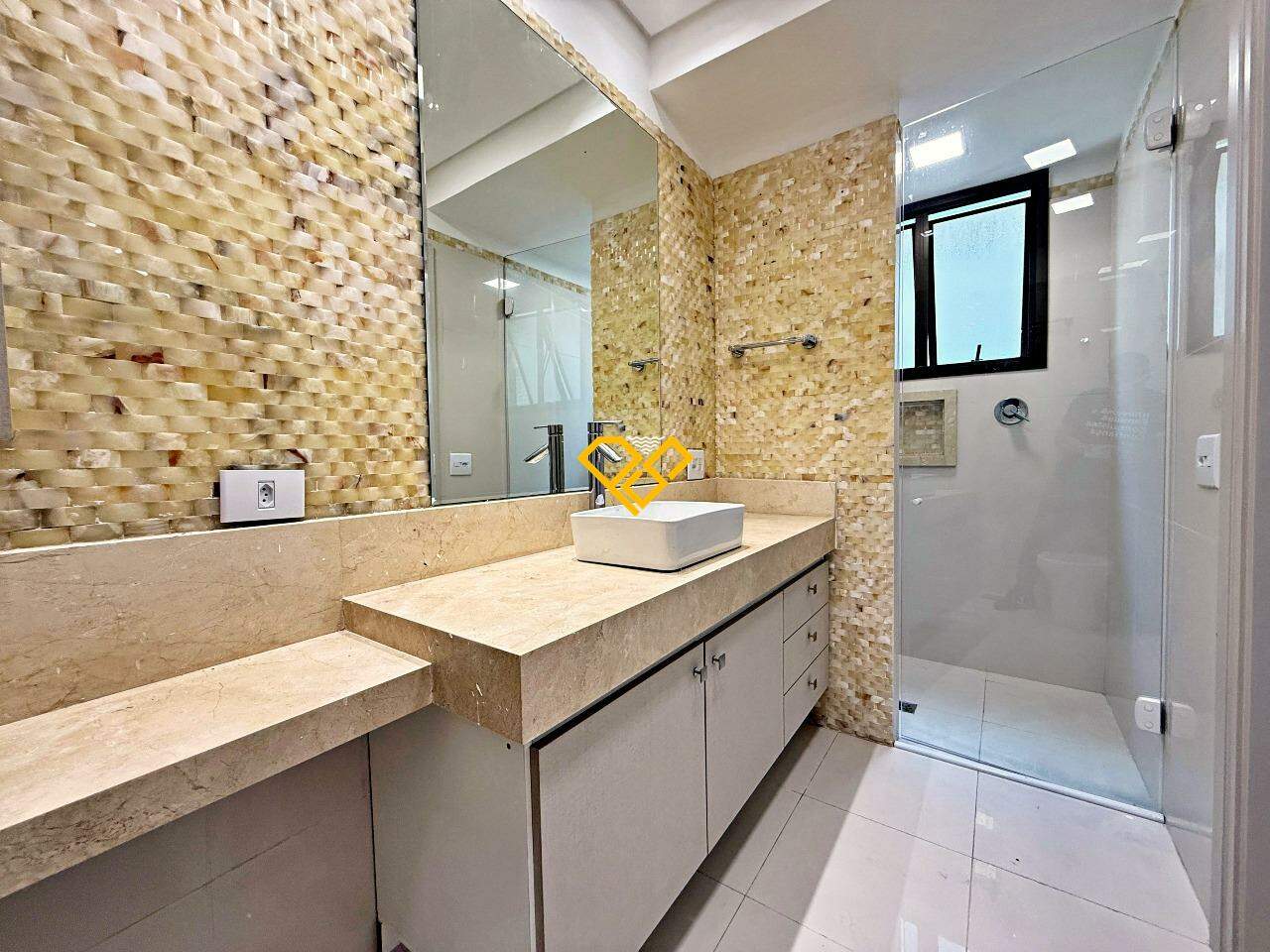 Apartamento à venda no Boqueirão: 