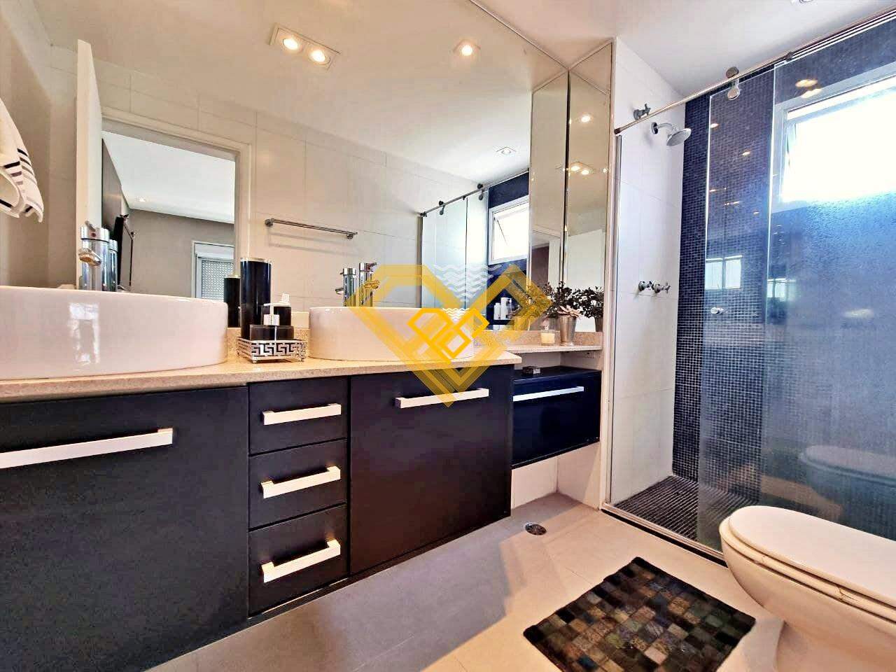 Apartamento à venda no Ponta da Praia: 
