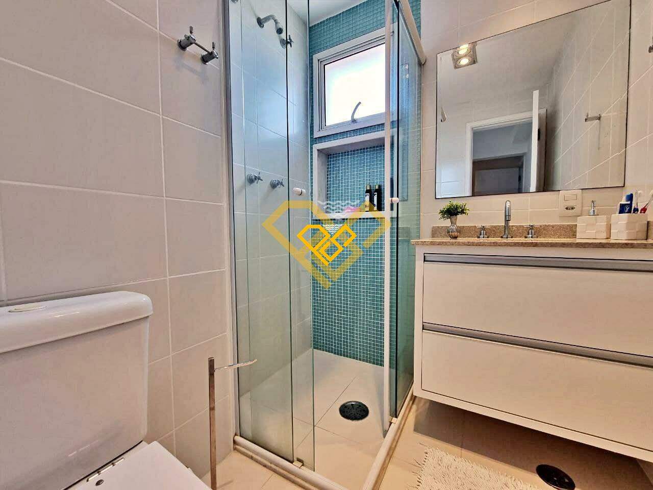 Apartamento à venda no Ponta da Praia: 