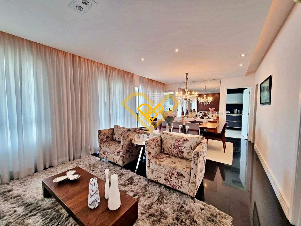 Apartamento à venda no Ponta da Praia: 