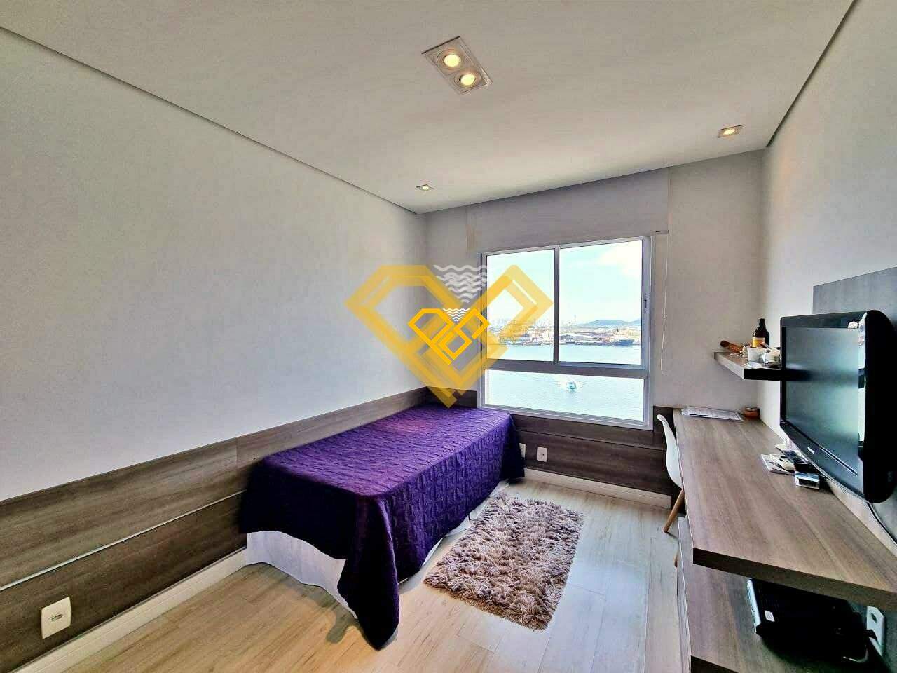 Apartamento à venda no Ponta da Praia: 