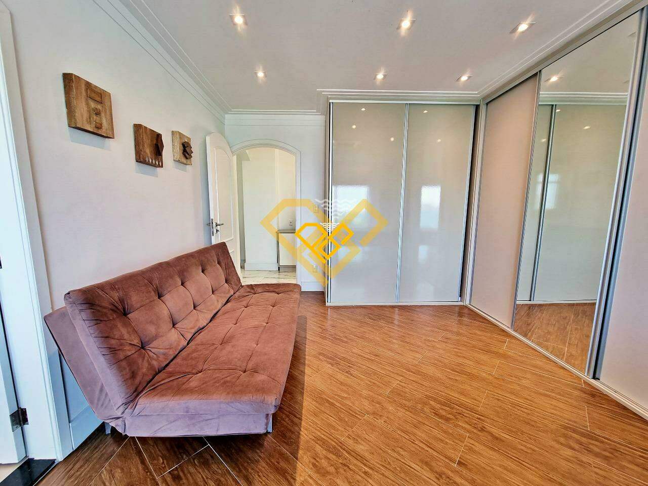Casa à venda no Santa Terezinha: suíte 1