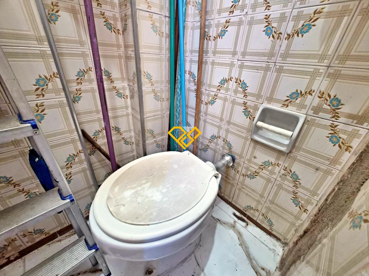 Apartamento à venda no Boqueirão: Wc de serviço