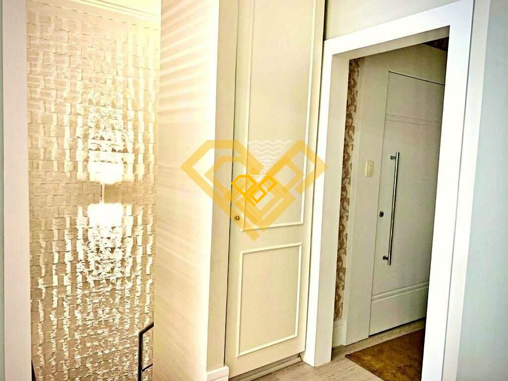 Apartamento à venda no Gonzaga: Corredor