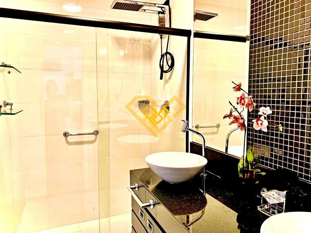 Apartamento à venda no Gonzaga: WC Suíte