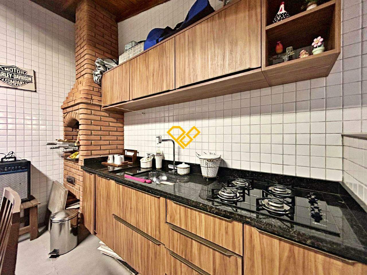 Sobreposta Baixa à venda no Campo Grande: Área gourmet com churrasqueira