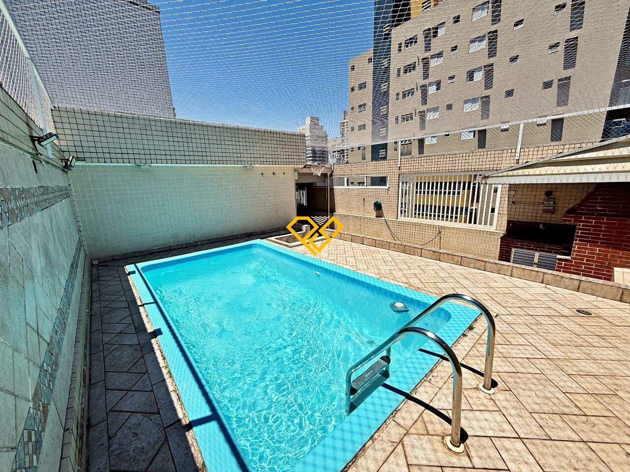 Cobertura à venda no Gonzaga: Piscina