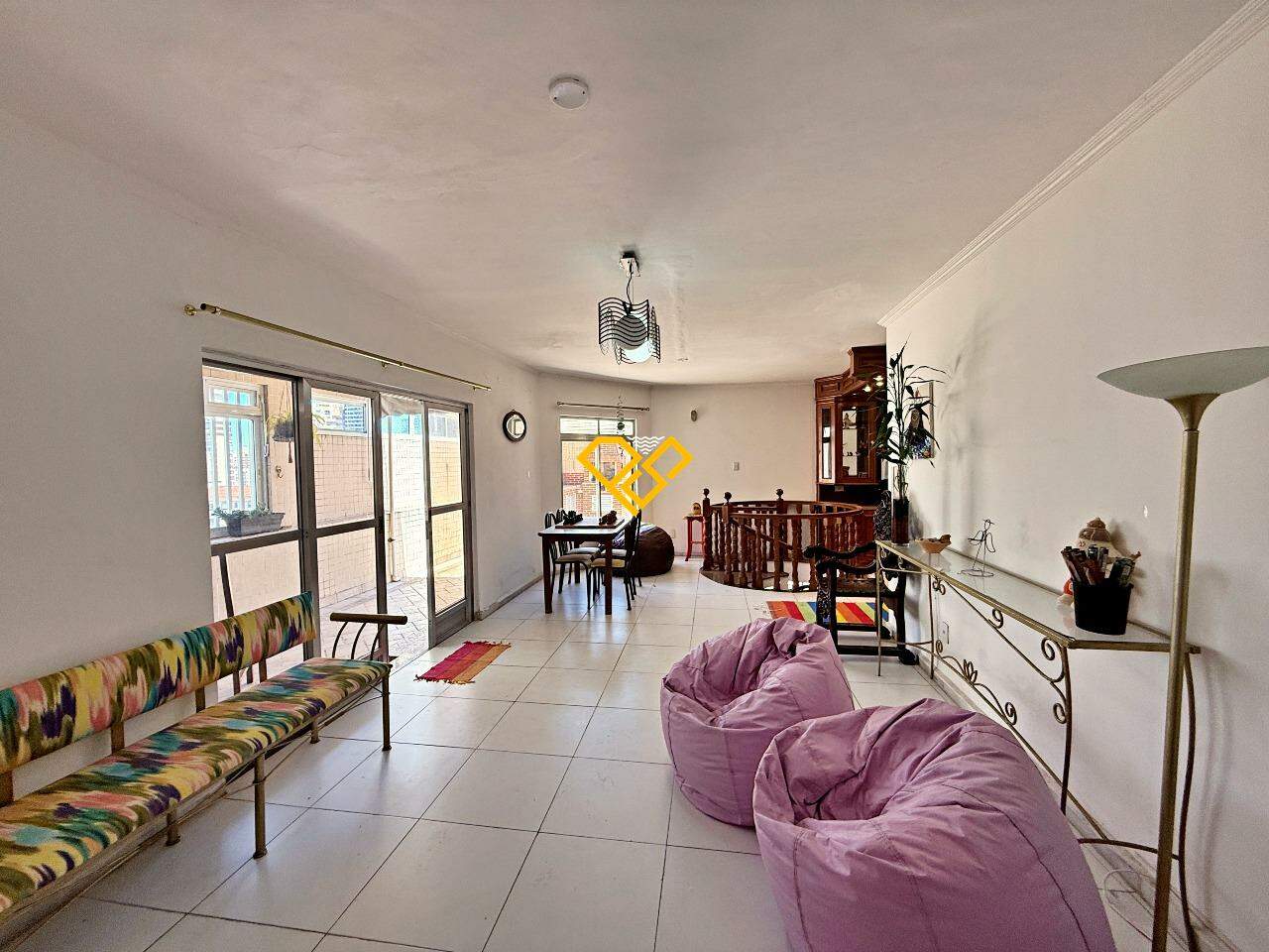 Cobertura à venda no Gonzaga: Sala 2° piso