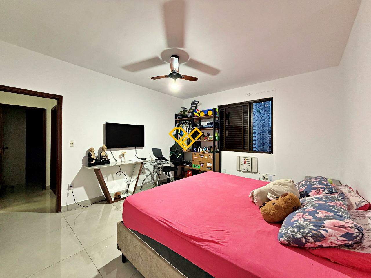 Apartamento à venda no Boqueirão: Dormitório 1 - suíte