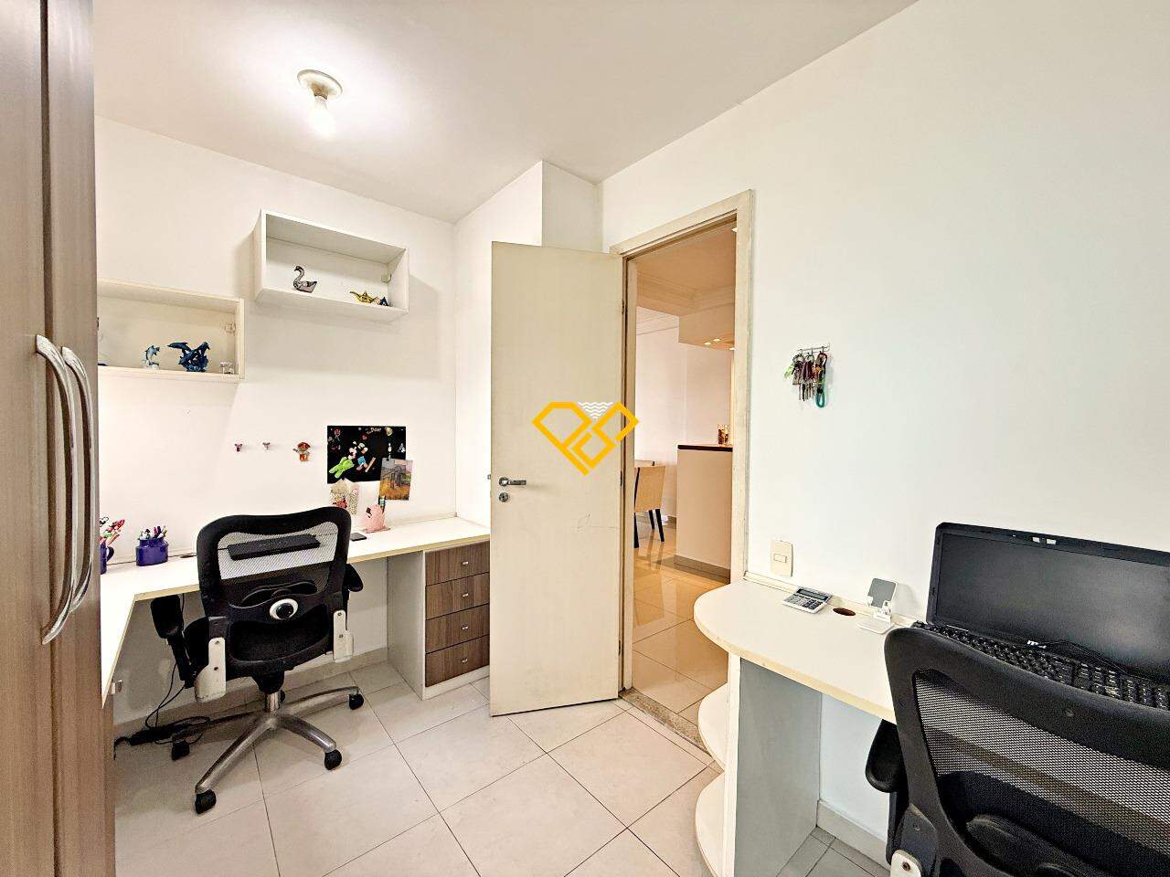 Apartamento à venda no José Menino: Escritório