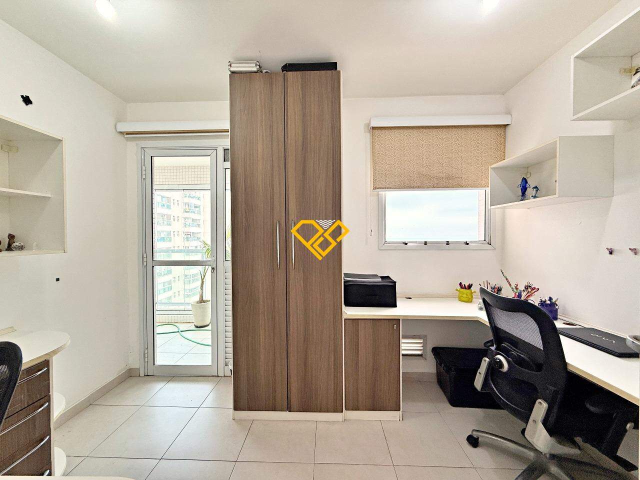 Apartamento à venda no José Menino: Escritório