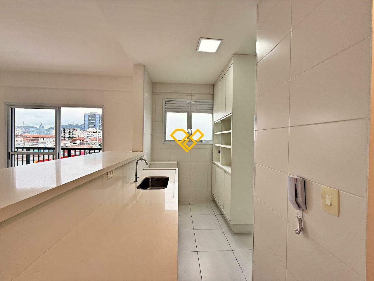 Apartamento à venda no Encruzilhada: Cozinha