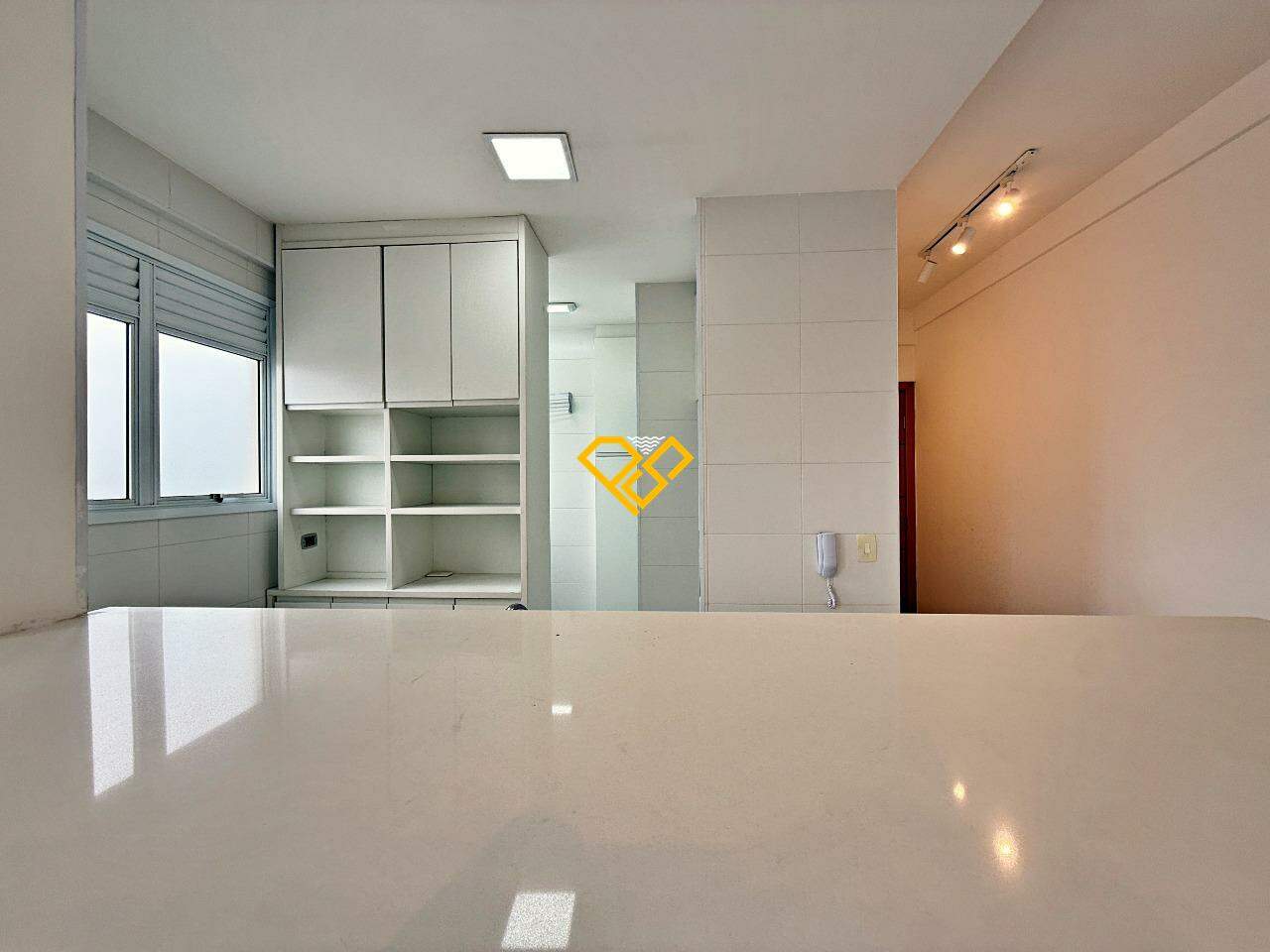 Apartamento à venda no Encruzilhada: Cozinha